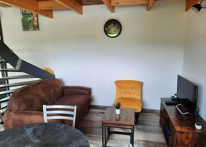 Chalet à L\'orée du bois avec parking