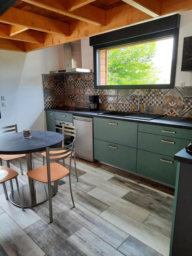 Chalet à L'orée Du Bois Avec Parking Tournavaux