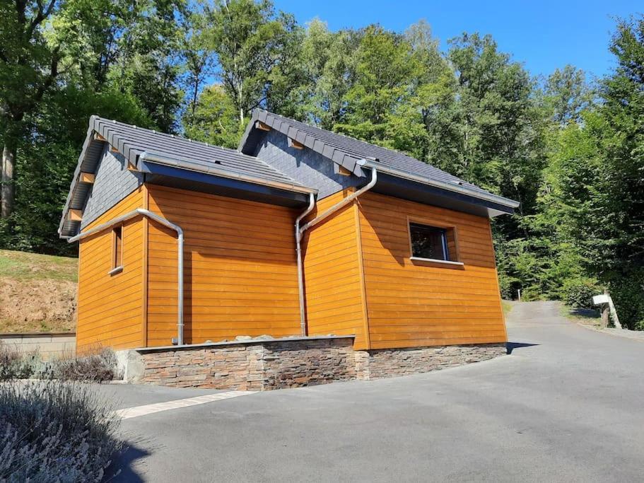 à L'orée Du Bois Avec Parking Chalet Tournavaux