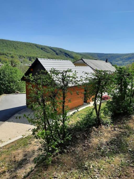 Chalet à L'orée Du Bois Avec Parking Tournavaux
